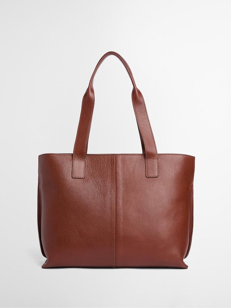 Barbour® Brown Alder Large Leather Tote Bag - Image 2 of 3