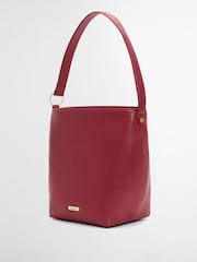 Czerwony - Barbour® Cedar Large Leather Bucket Bag - Obraz 5 z 7