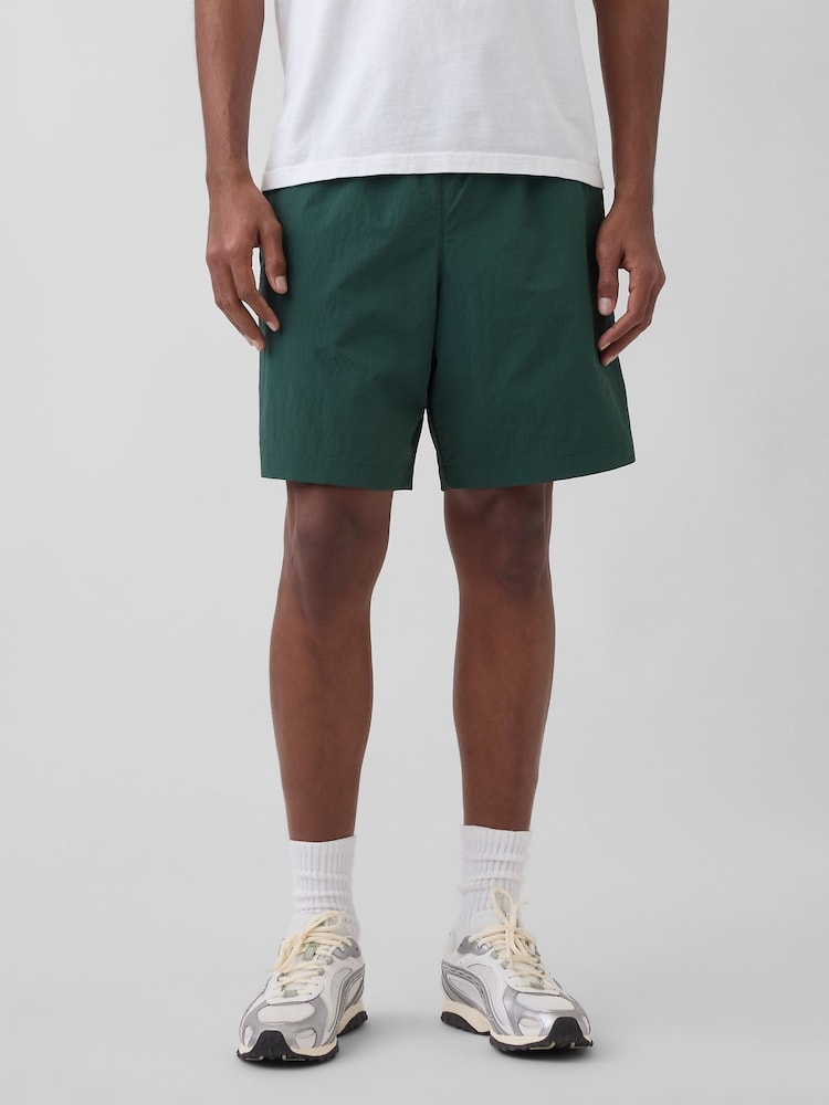Gap Green 7.5 inch Hybrid Shorts - Image 1 of 5