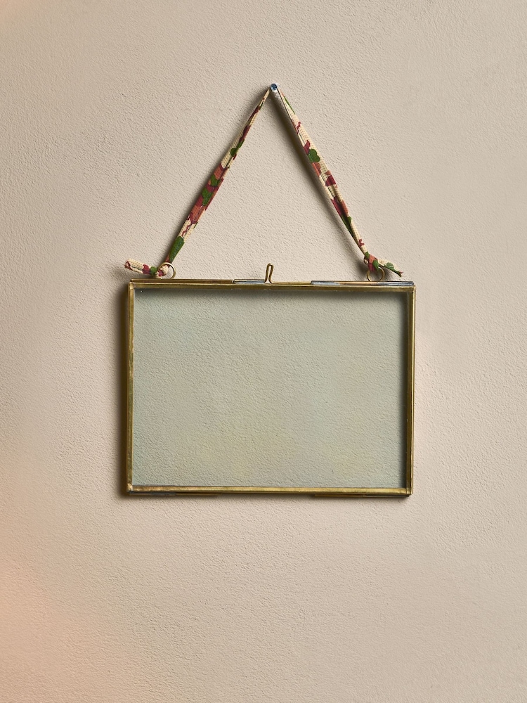 Nkuku Antique Brass Kiko Landscape 5x7" Photo Frame - Image 1 of 2 Nkuku Antique Brass Kiko Landscape 5x7" Photo Frame - Image 1 of 2