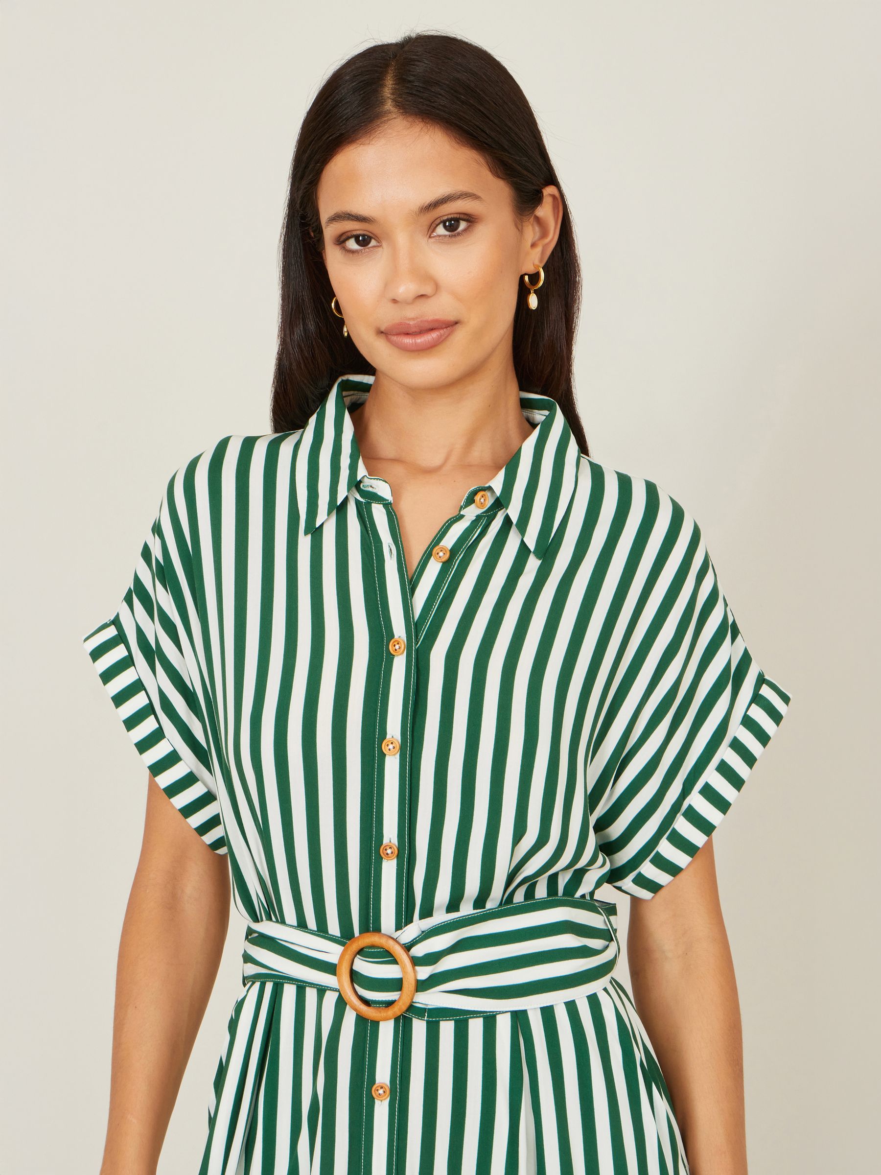 Next：日本 グリーンストライプ - Yumi Button Up Belted Midi Dress
