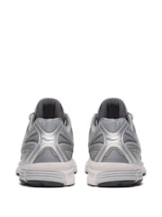 Saucony Silver ProGrid Guide 7 Trainers - Image 4 of 6