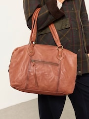 FatFace Chestnut Brown Leather Shoulder Bag - Image 4 of 4