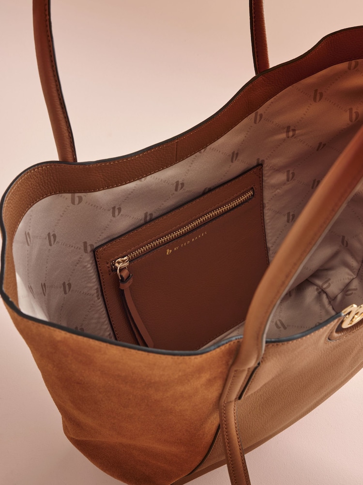 Zamšādas āda, gaiši brūna - B by Ted Baker iepirkumu soma - Attēls 5 no 5 Zamšādas āda, gaiši brūna - B by Ted Baker iepirkumu soma - Attēls 5 no 5