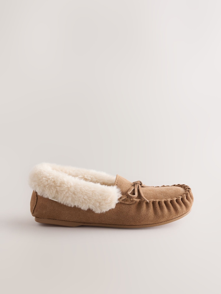 Tan Brown Moccasin Suede Slippers - Image 2 of 5 Tan Brown Moccasin Suede Slippers - Image 2 of 5