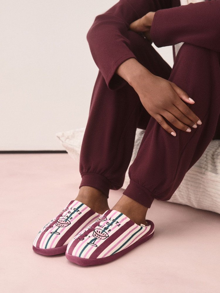 Ягідно-червоний - Plush Mule Printed Slippers - Image 1 of 5