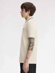 Fred Perry Natural Tipped Short Sleeve Polo Shirt - Image 2 of 5