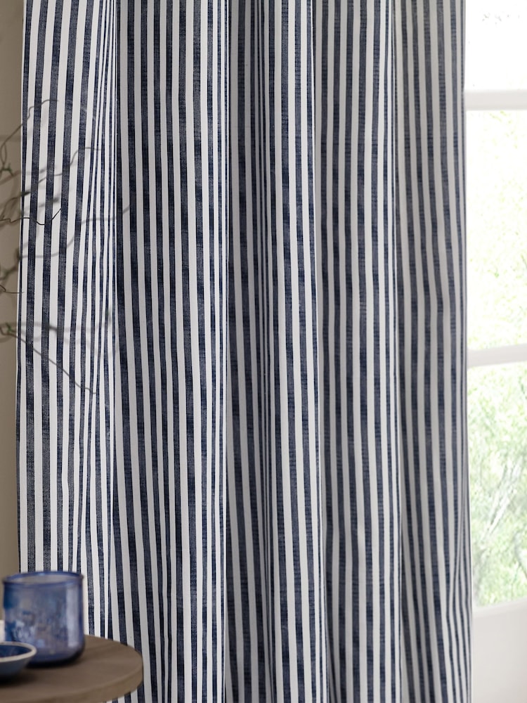 Yard Hebden Striped Cotton Blackout Eyelet Curtain - Imagen 5 de 5