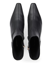 Tommy Hilfiger Black Monogram Plaque Leather Mid Boots - Image 5 of 7