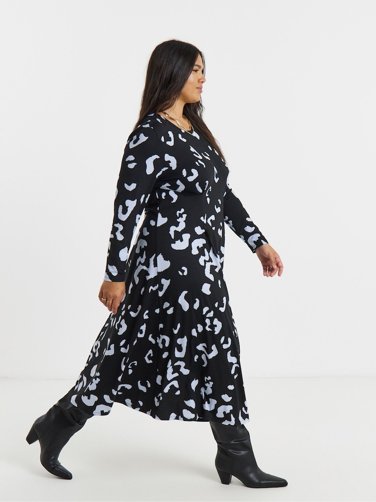 Simply Be Black Supersoft Cinch Detail Midi Dress - Image 1 of 4