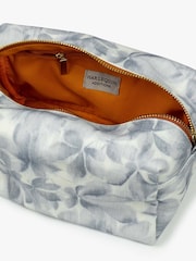 Harlequin Blue Grounded Celestial Washbag - Image 4 of 5