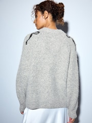 Grey/Black Pearl Bow - كنزة عيد الميلاد بكم طويل - صورة 3 من 7