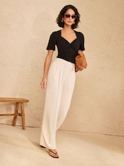 Love & Roses Black Short Sleeve Sweetheart Top - Image 3 of 4