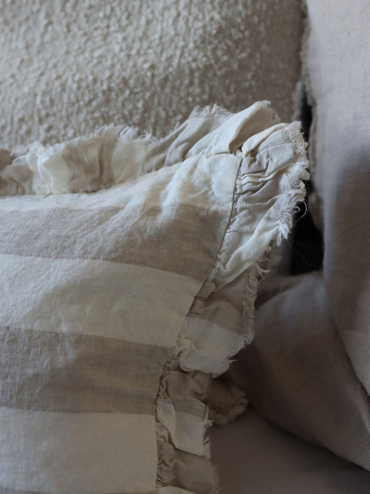 Ellenvale Interiors Natural Hallie Ruffle Cushion Cover 50x30 - Image 3 of 3