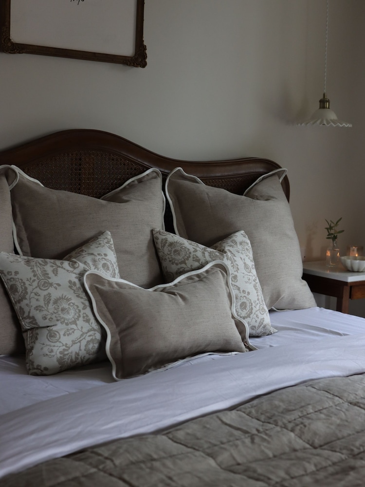 Ellenvale Interiors Greige Chloe Scalloped Edge Cushion Cover 50x30 - Image 3 of 3