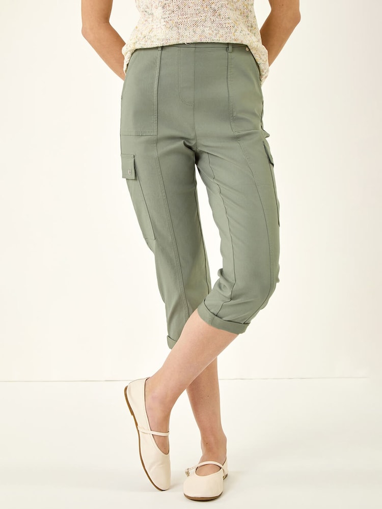 Zeleno - Rimske obrezane teretne bengalske pantalone - Slika 4 od 4 Zeleno - Rimske obrezane teretne bengalske pantalone - Slika 4 od 4
