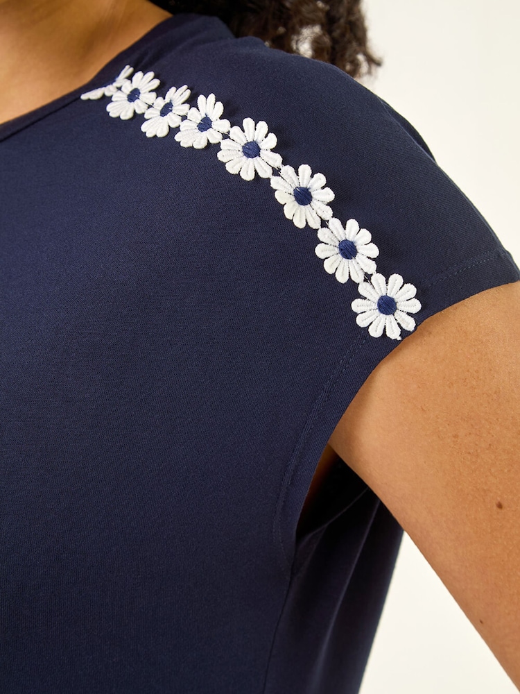 Roman Blue Daisy Shoulder Trim Top - Image 5 of 5 Roman Blue Daisy Shoulder Trim Top - Image 5 of 5