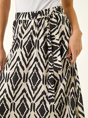 Roman Black Petite Geo Print Tie Waist Midi Skirt - Image 5 of 5