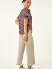 Roman Brown Petite Spot V-Neck Blouse - Image 3 of 5