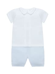 طقم Liam مكون من 2 قطعة يضم رداء علوي بياقة وطيات وشورت بتطريز متعرج باللون الأزرق من Emile Et Rose - صورة 2 من 7