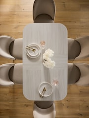 Light Evie Oak Effect 4 to 6 Round Seater Extending 4 to 6 Seater Dining Table - Image 3 of 9