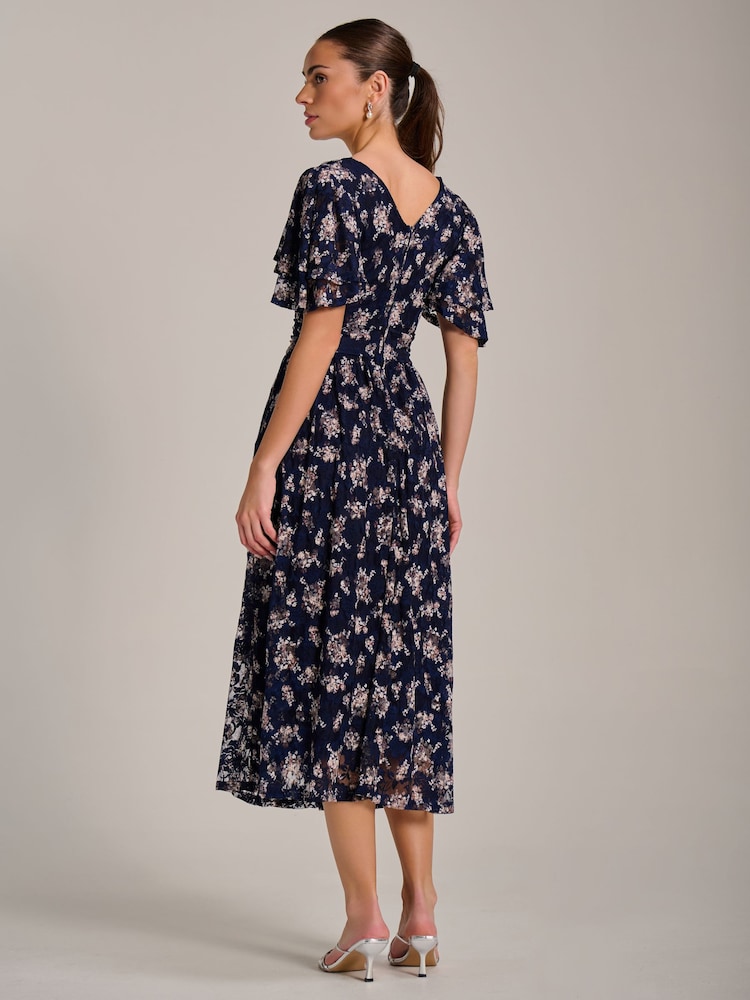 Marineblau - Jolie Moi Angel Sleeve Print Lace Maxi Dress - Bild 2 von 6