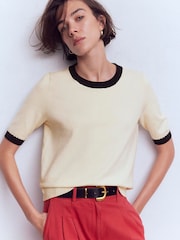 تيشرت Emilia قطن بحافة رقبة مستديرة من Boden - صورة 1 من 6