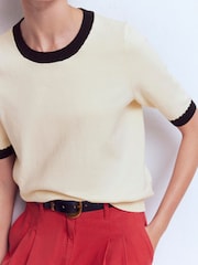 تيشرت Emilia قطن بحافة رقبة مستديرة من Boden - صورة 2 من 6