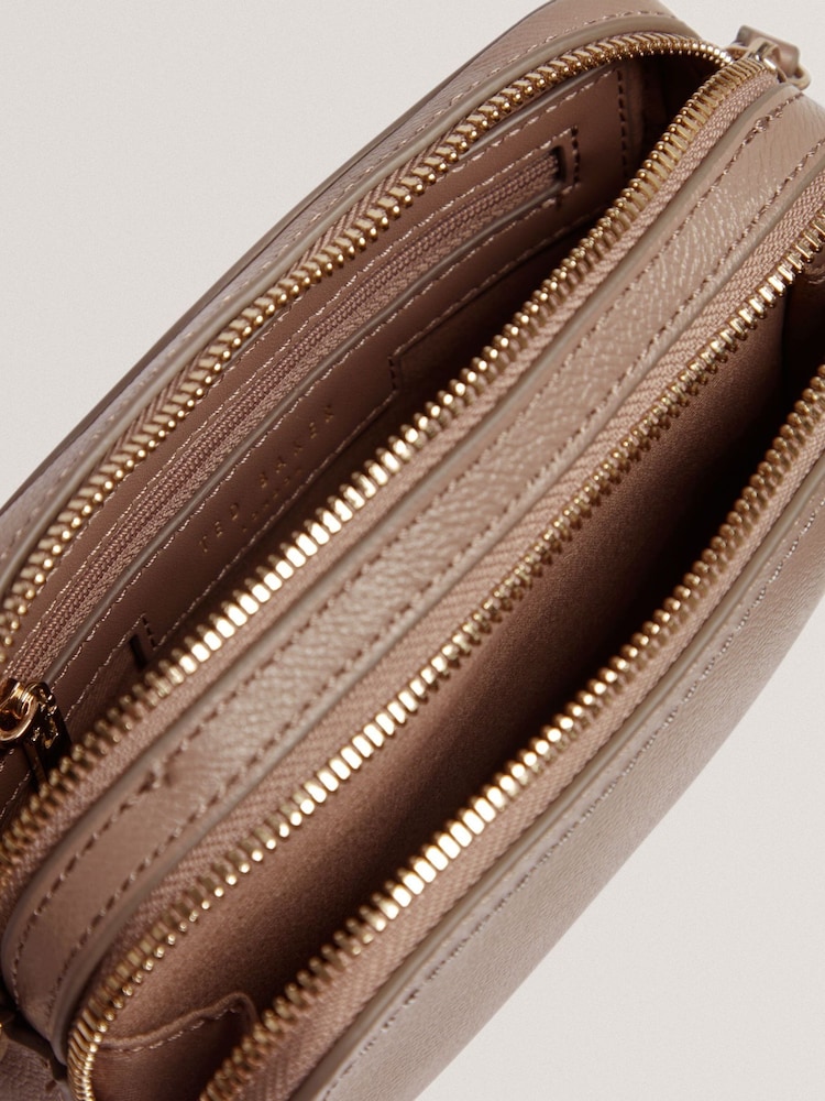 Ted Baker Grey LINZIE Webbing Leather Small Cross-Body Camera Bag - Image 5 of 5 Ted Baker Grey LINZIE Webbing Leather Small Cross-Body Camera Bag - Image 5 of 5