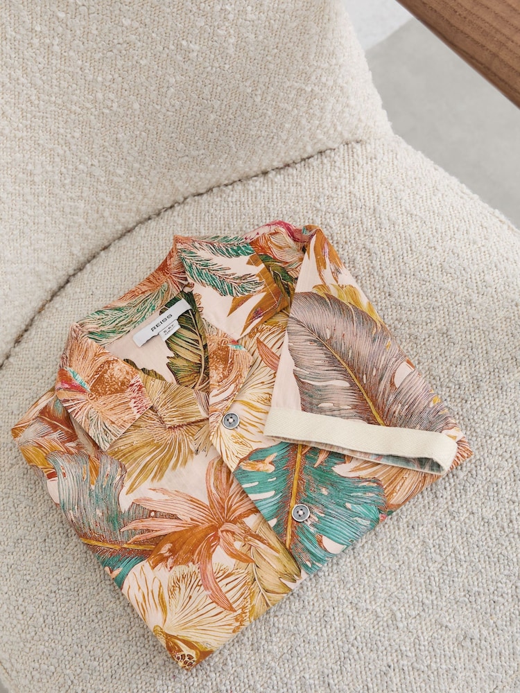 Reiss Neutral Armond Cotton Tropical-Print Cuban-Collar Shirt - Image 2 of 3 Reiss Neutral Armond Cotton Tropical-Print Cuban-Collar Shirt - Image 2 of 3