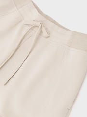 Reiss Neutral Phoebe Premium Interlock Drawstring Shorts - Image 5 of 5