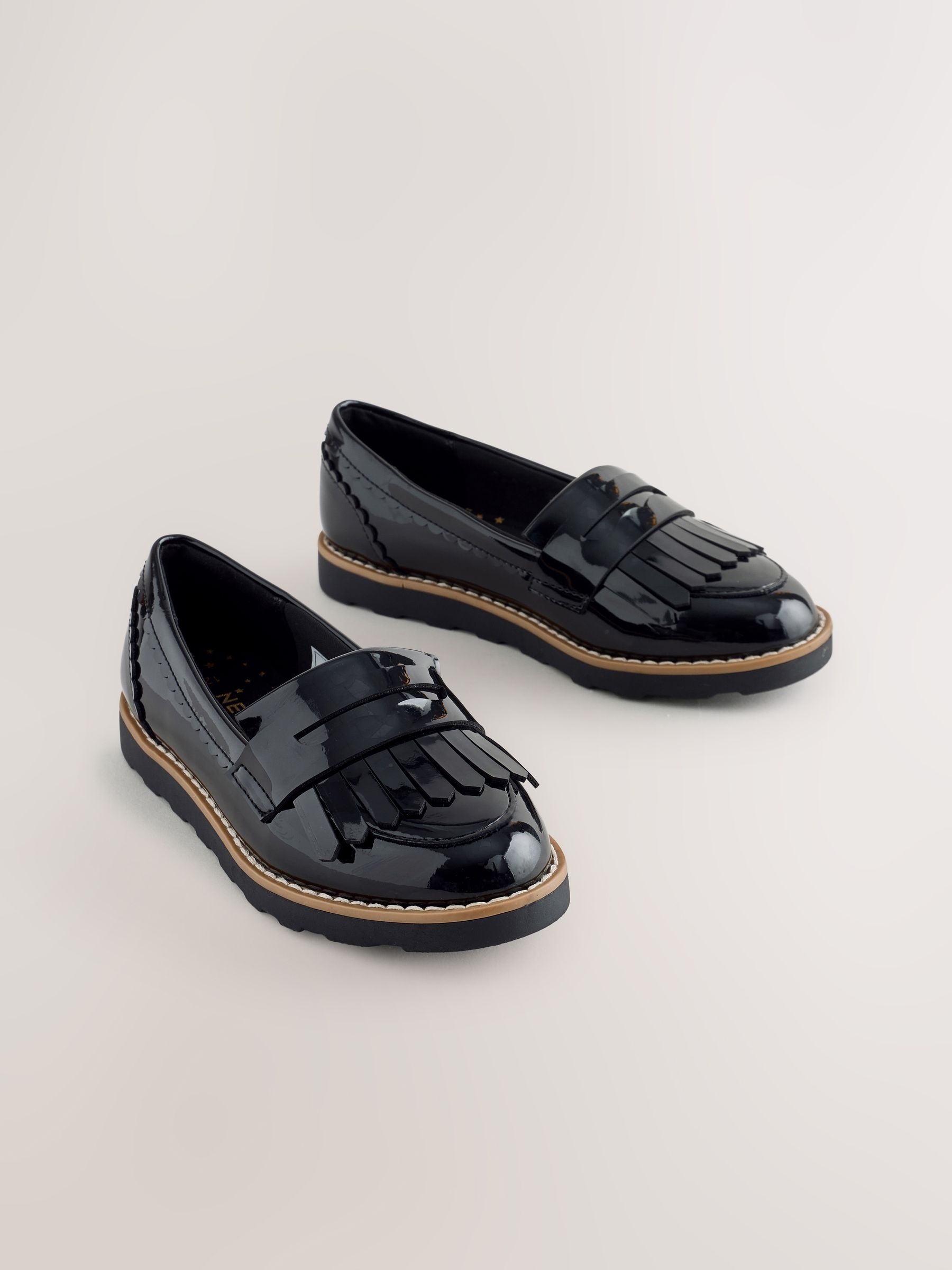 靴 art comes first BLACK FRINGE LOAFER 7 Buy Black Patent Narrow Fit (E) Fringe Loafer School Shoes from