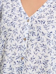 Yours Curve Blue Linen Blend Short Sleeve Blouse - Image 4 of 5