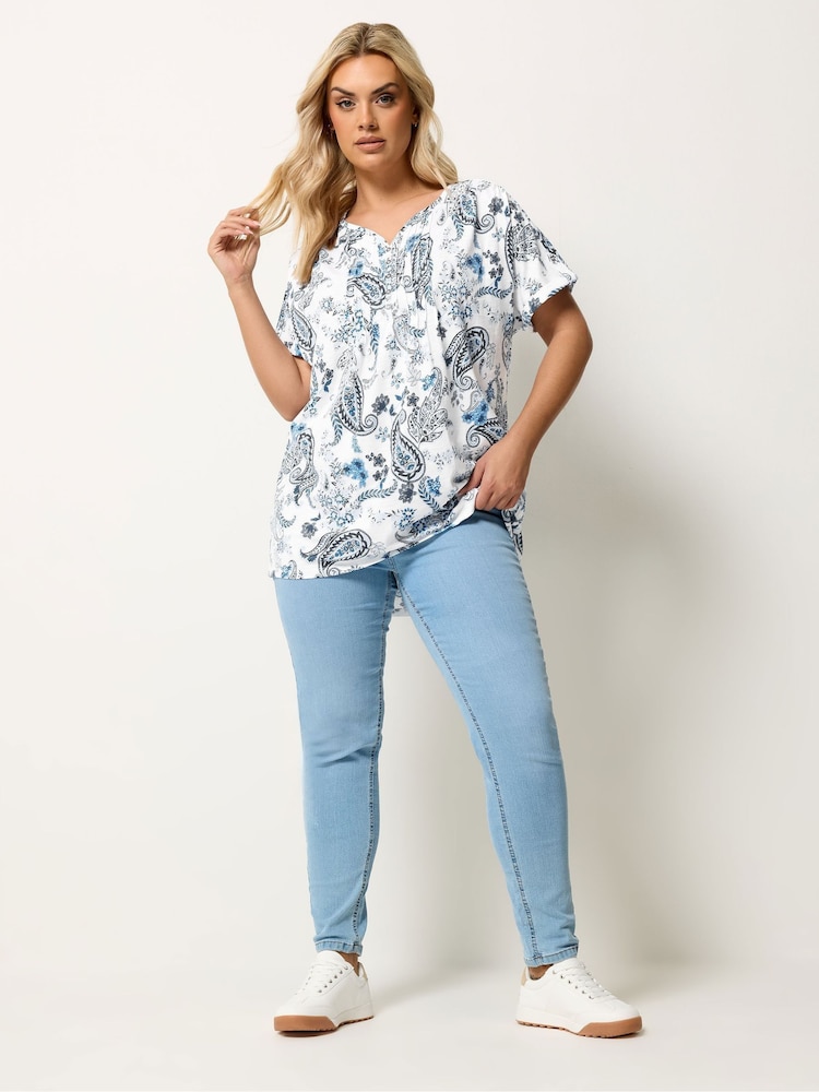 Yours Curve חולצת טי עם שרוולים קצרים וקפלים תפורים - תמונה 2 מתוך 5