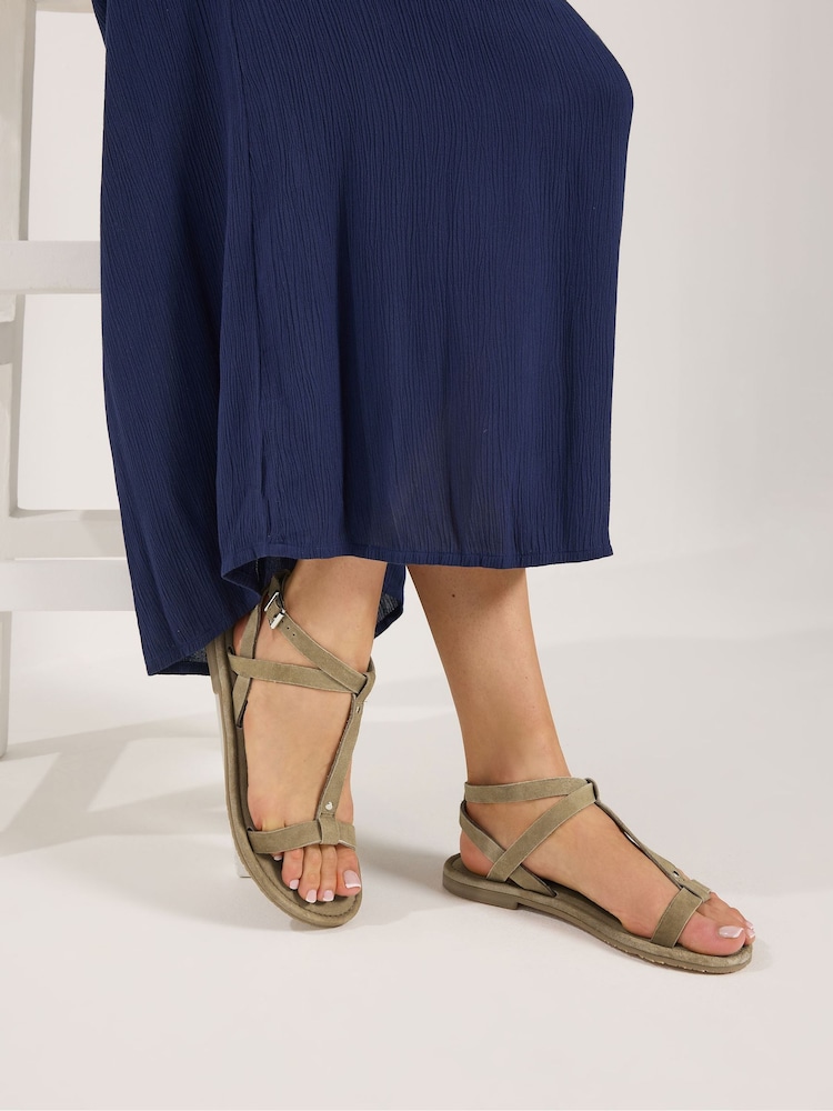 لون طبيعي - صندل جلادياتور من خامة جلد صناعي من Long Tall Sally - Image 1 of 5