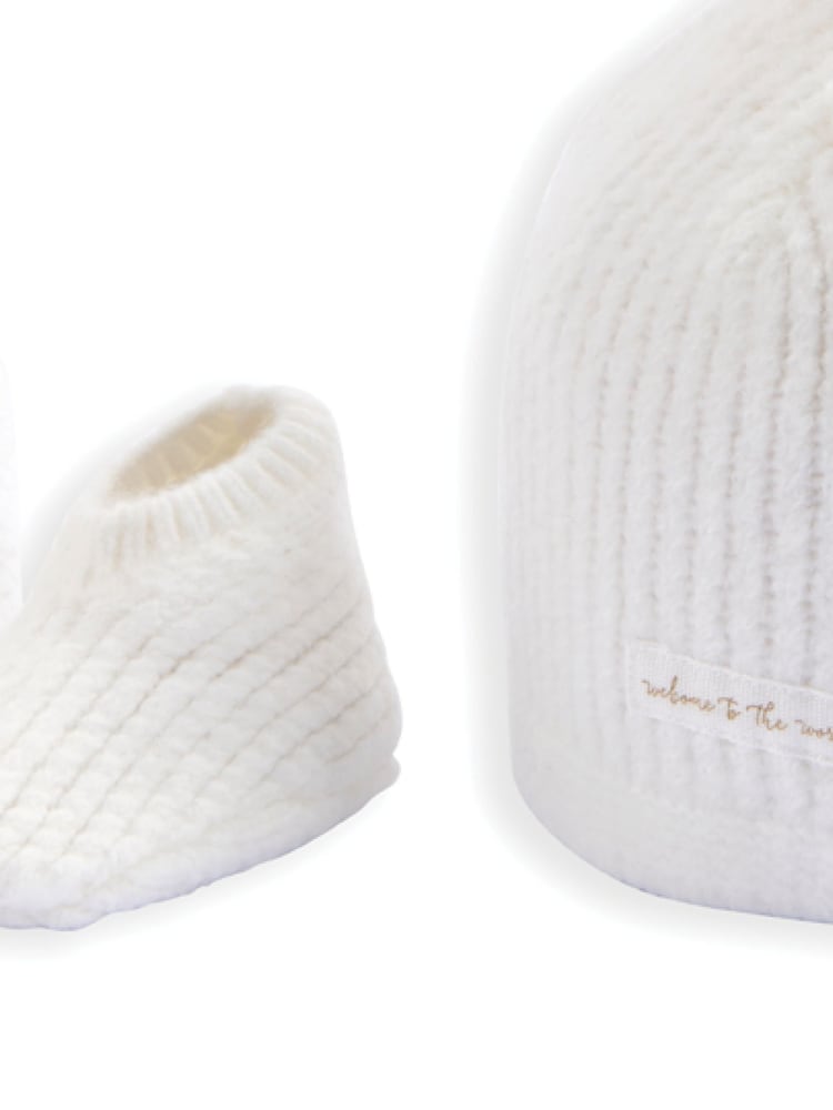 Mamas & Papas White Welcome to the World Knitted Hat & Booties Set - Image 3 of 3 Mamas & Papas White Welcome to the World Knitted Hat & Booties Set - Image 3 of 3