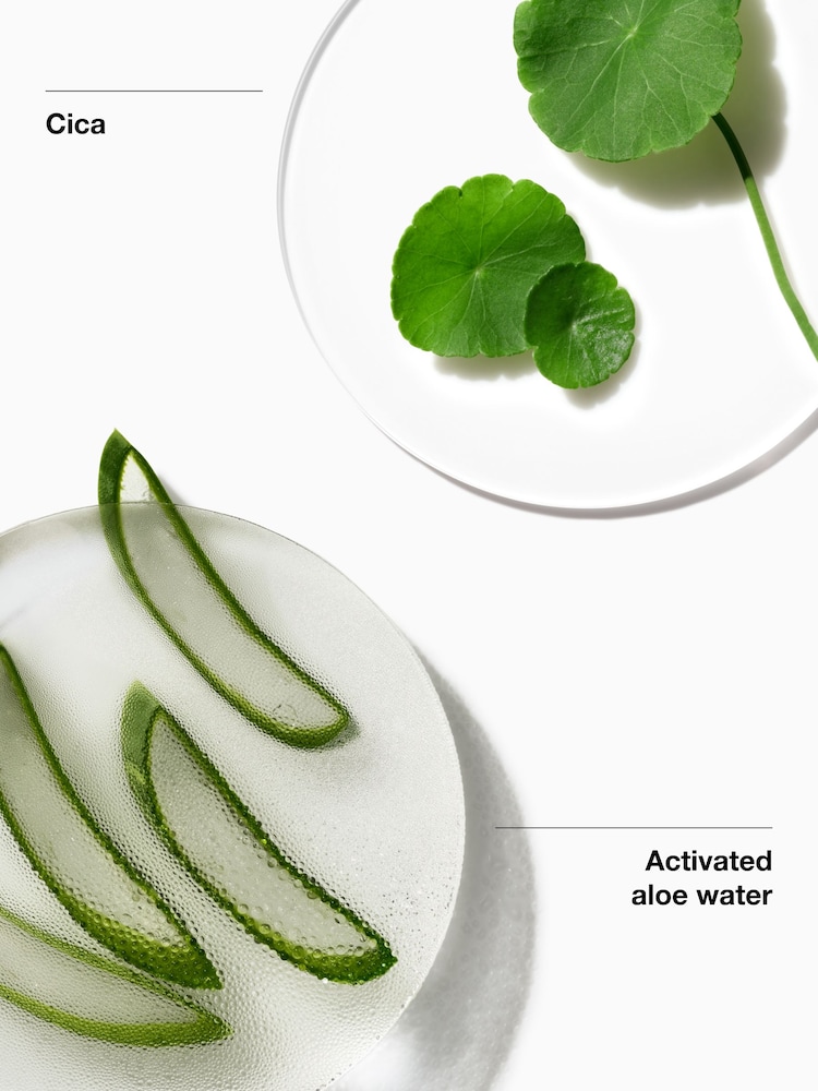 Clinique Moisture Surge All Over Hydration Gift Set (Worth £57) - Image 4 of 4