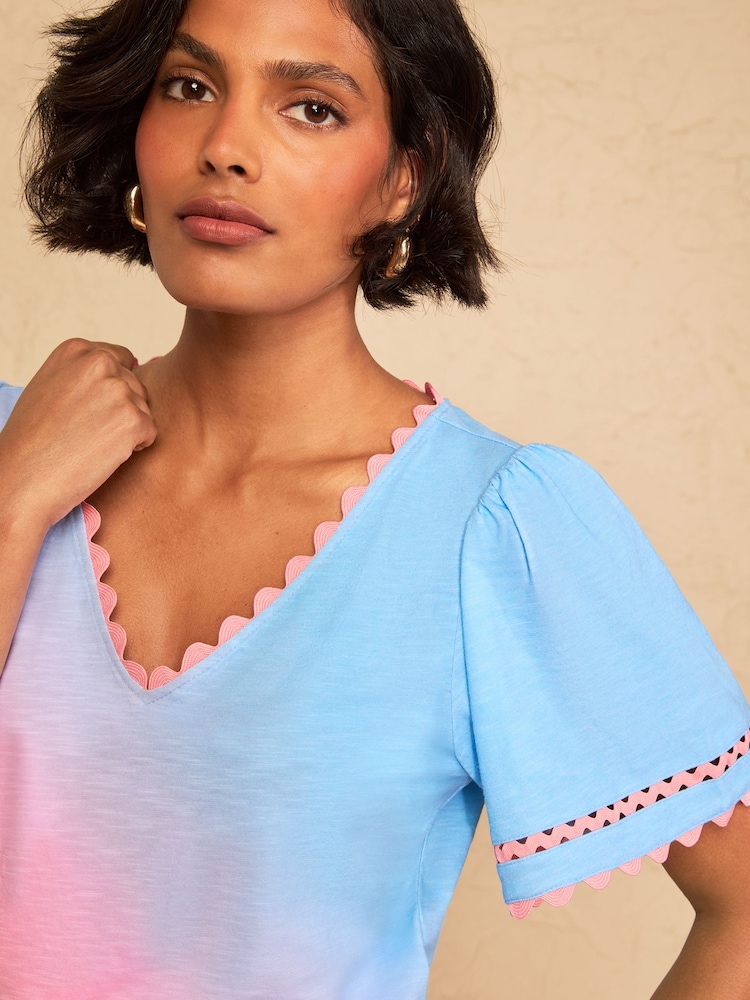 Love & Roses Multicoloured ombre scallop trim Scallop V-Neck T-Shirt - Image 2 of 5
