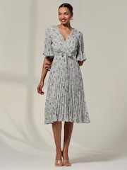 Jolie Moi Black Half Sleeve Pleated Midi Dress - Image 5 of 6