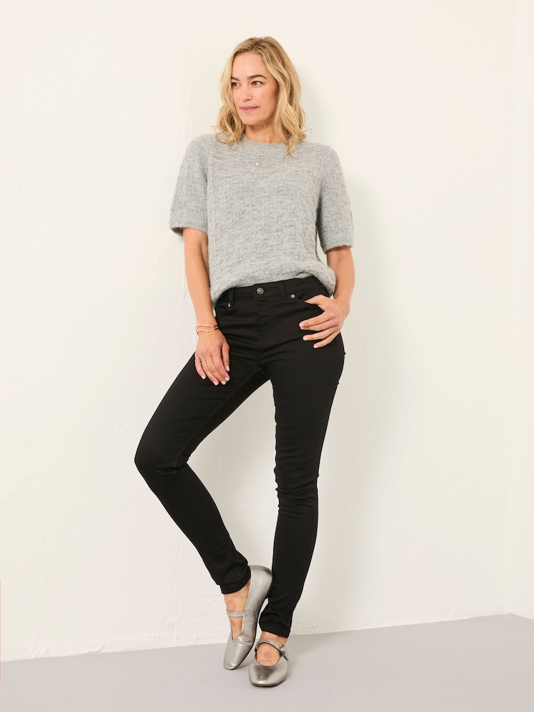Schwarzer Denim - FatFace Jeggings mit fünf Taschen - Bild 1 von 6 Schwarzer Denim - FatFace Jeggings mit fünf Taschen - Bild 1 von 6
