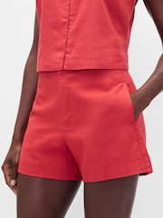 Gap Red 4inch Mid Rise Linen-Blend Shorts - Image 5 of 5