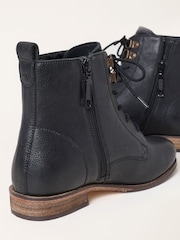 FatFace Camber Black Leather Ankle Boots - Image 3 of 3