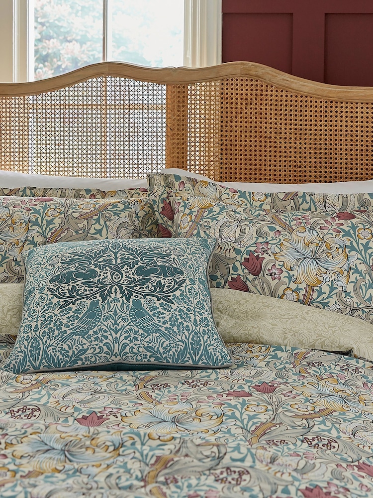 Morris & Co Fig Golden Lily 180 TC Cotton Duvet Set - Image 1 of 4