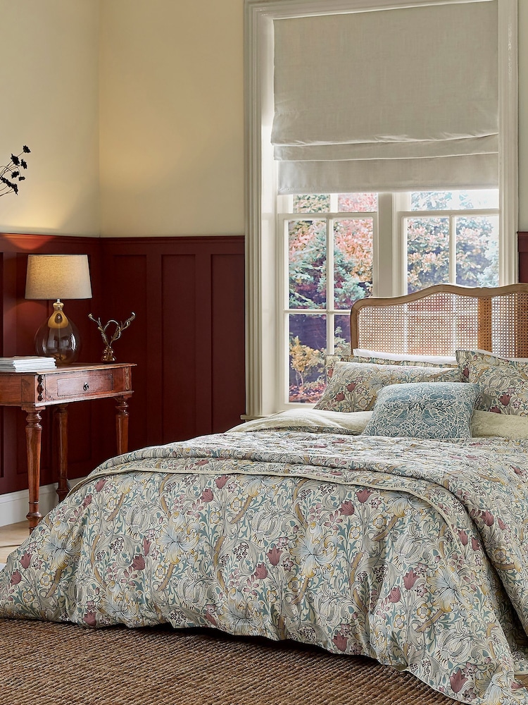 Morris & Co Fig Golden Lily 180 TC Cotton Duvet Set - Image 2 of 4