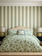 Sanderson Botanical Green Hedra 200 TC Cotton Sateen Duvet Set - Image 2 of 5