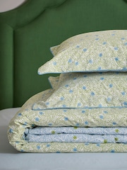 Joules Green Trailing Ditsy 180 TC 100% Cotton Duvet Set - Image 4 of 5