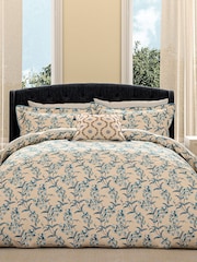 V&A Blue Sweet Tendrils Cotton Duvet Set - Image 2 of 5