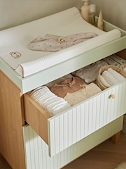 Cuddleco Green Remi 2 Piece Nursery Furniture Set - Image 4 of 6