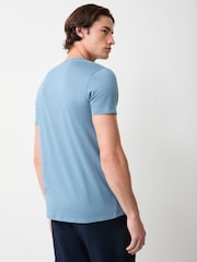 Hellblau - Lacoste Baumwoll-T-Shirt mit Rundhals und Kurzarm - Bild 3 von 4
