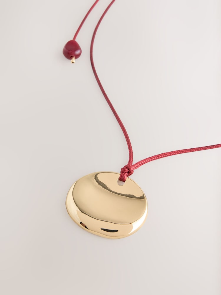 Rouge bordeaux - Collier en cordelette avec pendentif - Image 2 de 3